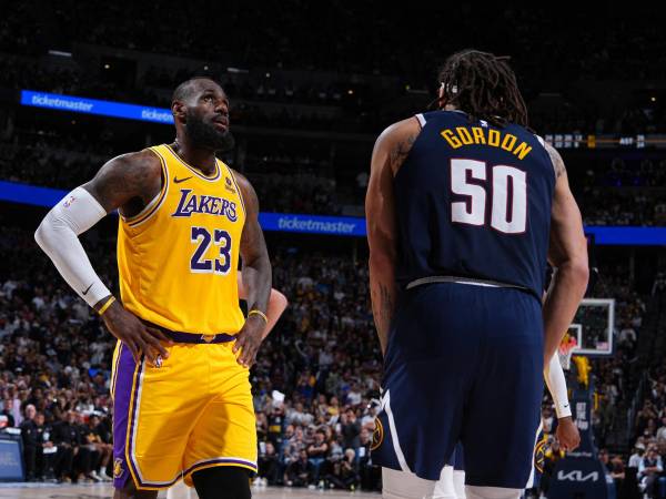 La temporada 21 de LeBron James en la NBA llegó a su fin el lunes con una dolorosa derrota de Los Angeles Lakers 108-106 ante los Denver Nuggets.