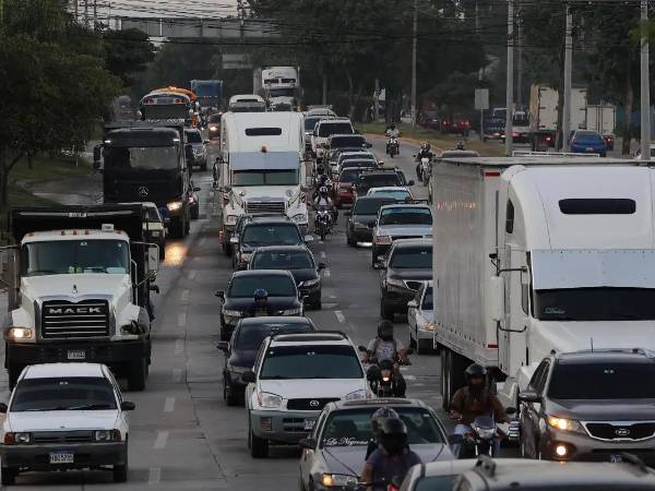 Congreso aprueba amnistía vehicular por dos meses para multas de matrícula y tasas