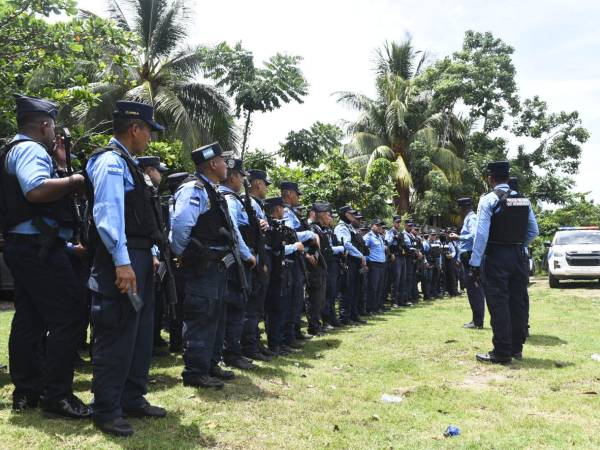 La Policía Nacional instaló un destacamento permanente en la aldea Crique Las Marías de Tela, Atlántida, donde se registró la desaparemiento de 23 personas por problemas de narcotráfico, según la Policía.