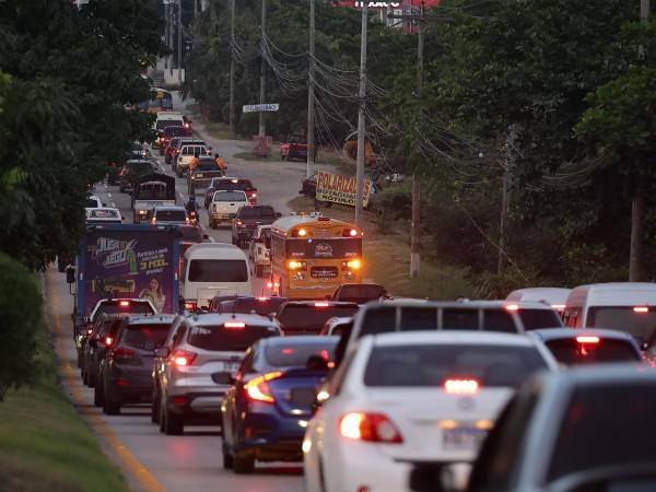 Unos 400,000 vehículos ingresan a diario a San Pedro Sula provenientes de otros municipios.