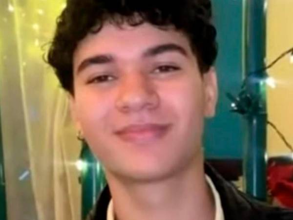 La trágica muerte de Anders Xavier Arriola García (de 19 años) conmocionó a La Ceiba el 22 de septiembre. Su cuerpo fue encontrado semienterrado en una playa cercana al balneario Cuyamel, 17 días después de su desaparición.