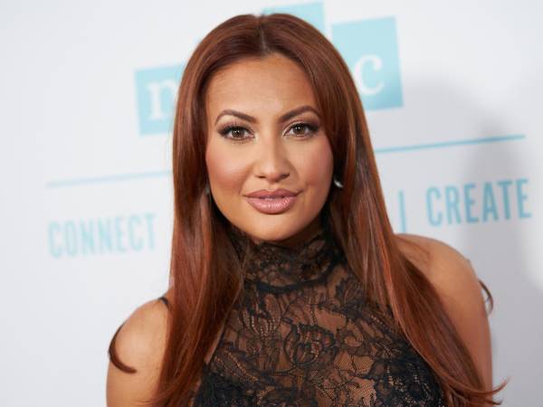 Fotografía de archivo fechada el 27 de octubre de 2023 de la actriz estadounidense Francia Raisa durante los Premios de Impacto de la Coalición Nacional de Medios Hispanos, en Los Ángeles (Estados Unidos).