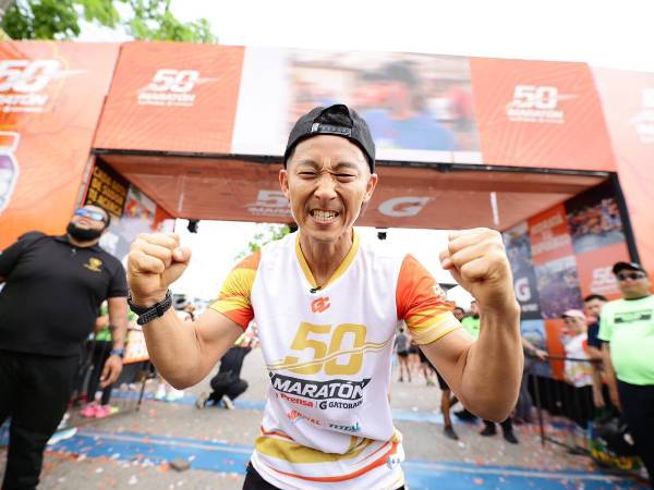 Shin Fujiyama, el catracho japonés fue la gran estrella del evento, ya que los fondos recaudados son a beneficio de la fundación Mil Escuelas liderada por él. Como un acto de apoyo y solidaridad con la educación de los niños hondureños y el futuro del país.