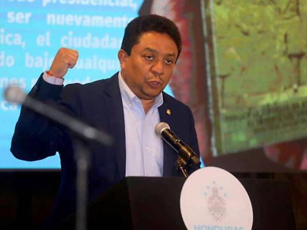 El diputado de Libre, Ramón Barrios.