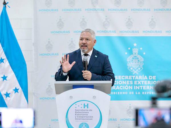 El canciller de Honduras, Eduardo Enrique Reina.