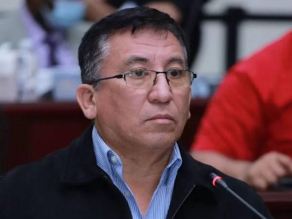 El diputado de Libre, Bartolo Fuentes.