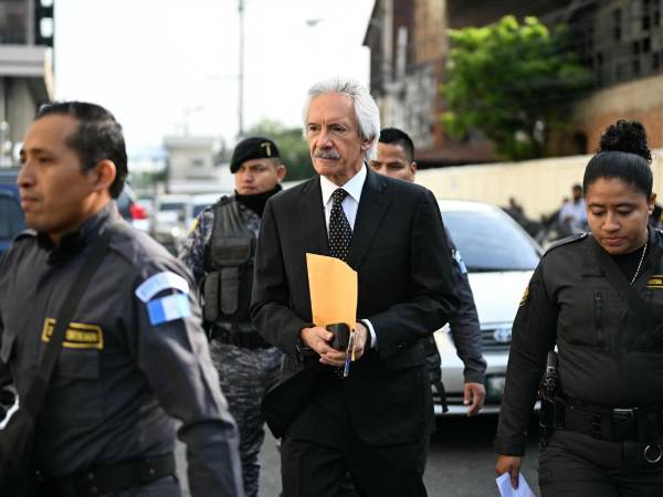 El periodista guatemalteco, José Rubén Zamora, a su llegada este miércoles a un tribunal de la capital.