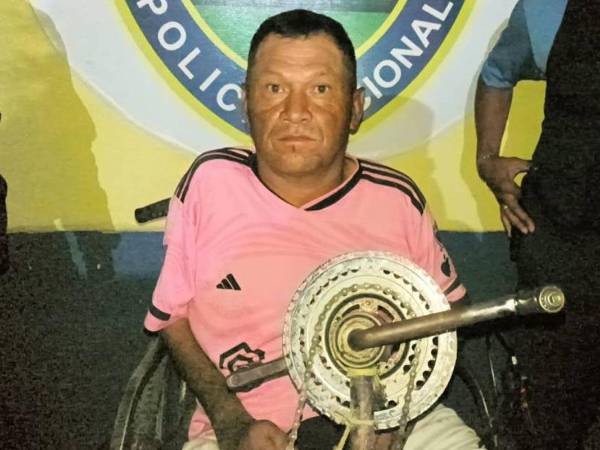 <b>Denis Fernando Rodríguez</b>, de 48 años de edad, fue presentado por la Policía.