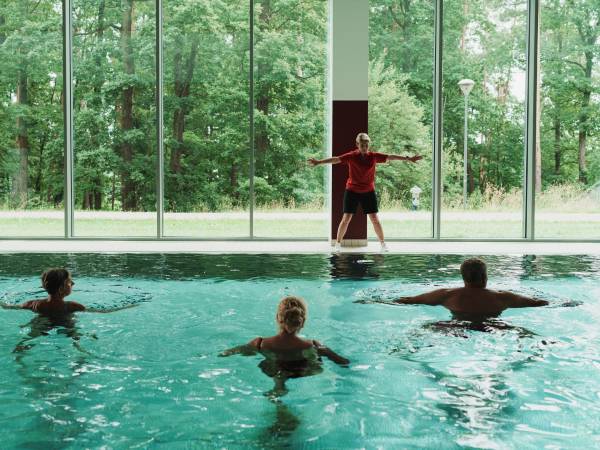 En Bad Tatzmannsdorf, los pacientes convalecientes tienen acceso a numerosos programas de ejercicio. (David Payr para The New York Times)