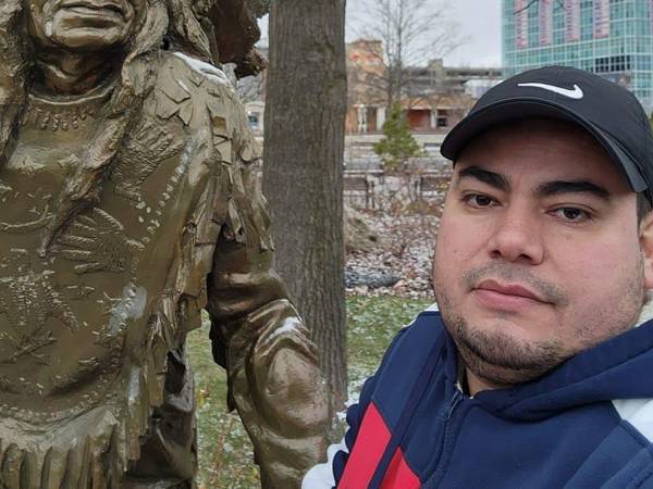 Suazo Sandoval estaba a un mes de cumplir 39 años cuando él y otros cinco trabajadores de construcción murieron el 26 de marzo cuando el puente Francis Scott Key se derrumbó.