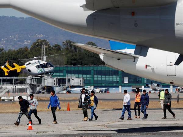 Trump envió los primeros vuelos de deportación a Guatemala y México desde el pasado viernes.