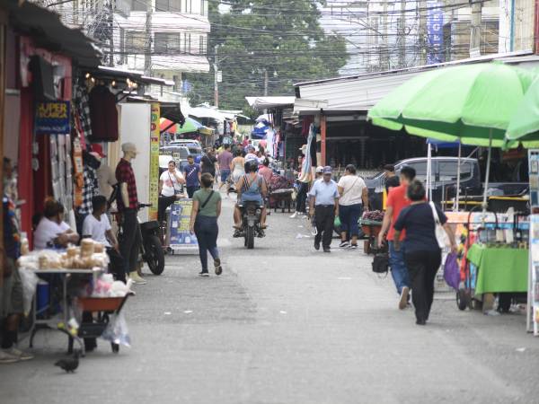 En San Pedro Sula la tasa de informalidad es del 54%, mientras que en el Distrito Central del 57%.