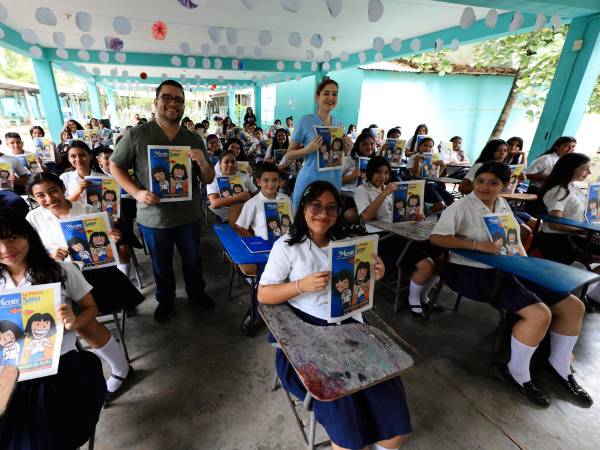 Cerca de 100 estudiantes del centro educativo José Castro López de Cofradía se suman a los alumnos que hasta ahora han sido parte del proyecto Mente Sana de Diario LA PRENSA, en alianza con diferentes universidades y el Colegio de Psicólogos de Honduras.