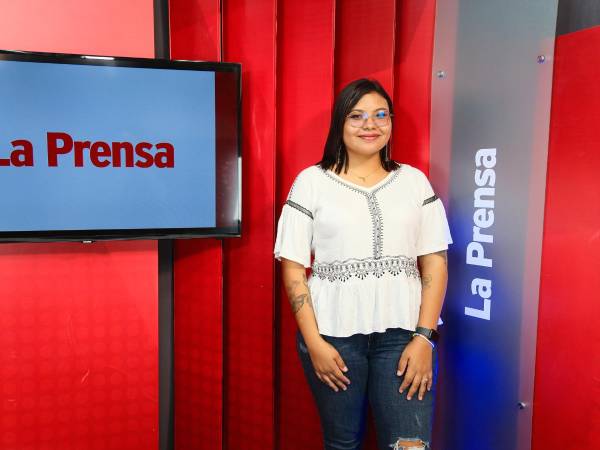 Aunque desde niña le gustaba la pintura, Axa Art emprendió con sus obras desde hace 10 años, cuando se graduó del colegio.