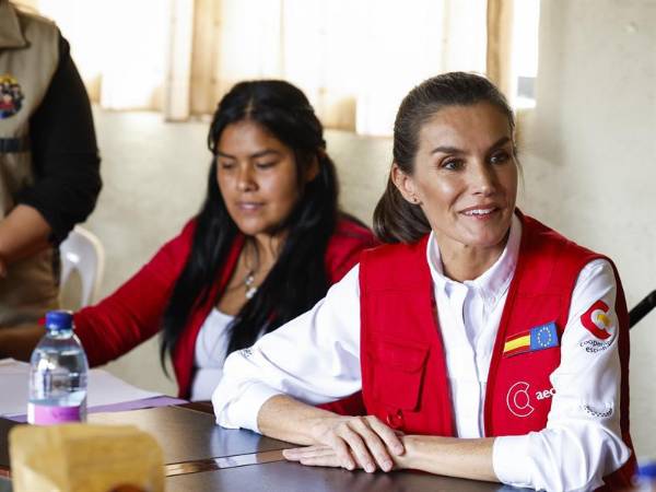 La visita de la reina Letizia a Chimaltenango ha sido el penúltimo acto de su agenda en Guatemala.