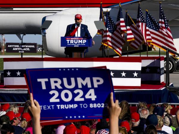 Trump aprovechó el día libre en su juicio en Nueva York para hacer campaña en Wisconsin.