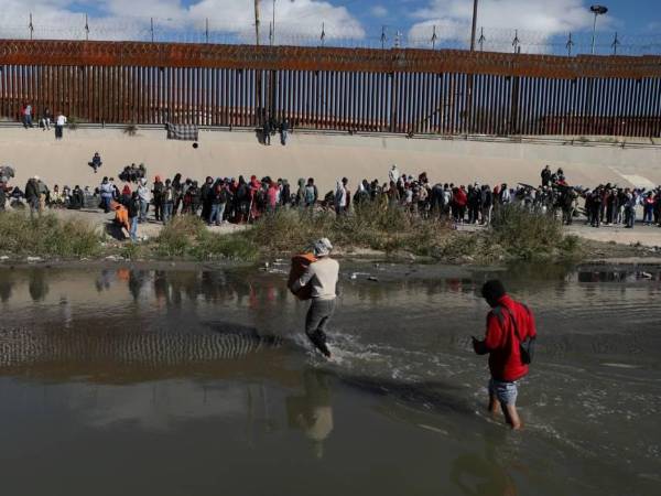 La vigencia de la ley se mantiene suspendida, pero la amenaza de que se implemente sigue latente.