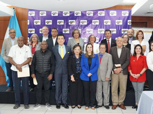 Algunos mandaron representante.