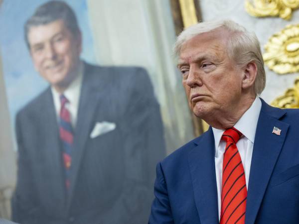 El cierre de Gobierno, con 10 días de vigencia, se extiende debido a que los demócratas y republicanos siguen sin llegar a un acuerdo para financiar la Administración federal.