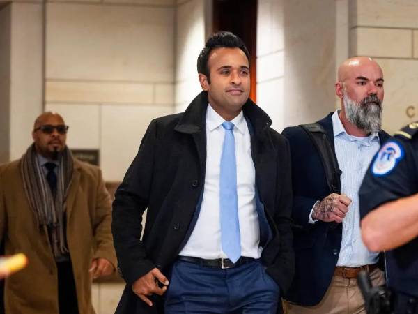 El millonario Vivek Ramaswamy, uno de los líderes del ‘Departamento de Eficiencia Gubernamental’ del gobierno de Trump, ha causado controversia por sus dichos sobre los ingenieros extranjeros.