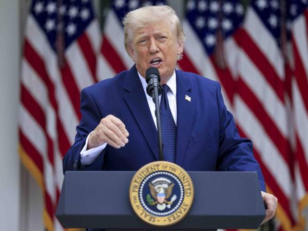 Fotografía de archivo del presidente Donald Trump. EFE/EPA/SHAWN THEW