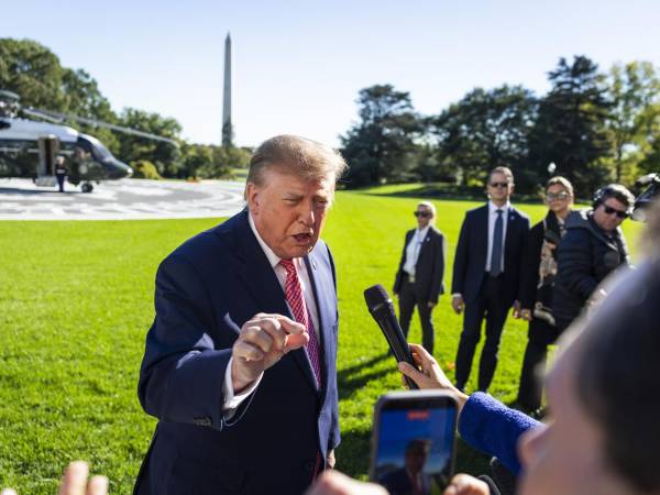 El presidente Donald Trump en imagen de archivo. EFE/EPA/JIM LO SCALZO