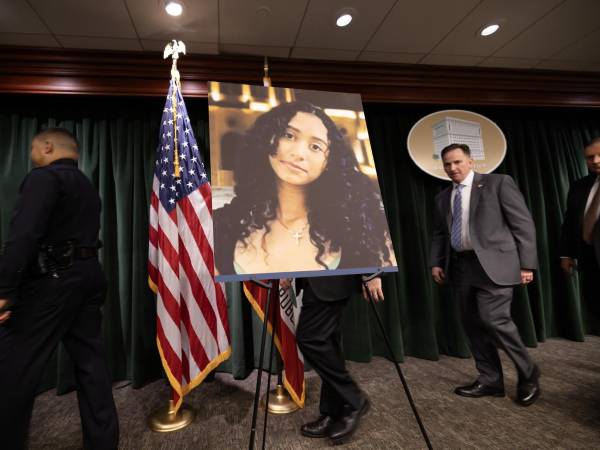 La adolescente Celeste Rivas Hernández mantuvo una relación secreta con el cantante D4vd.