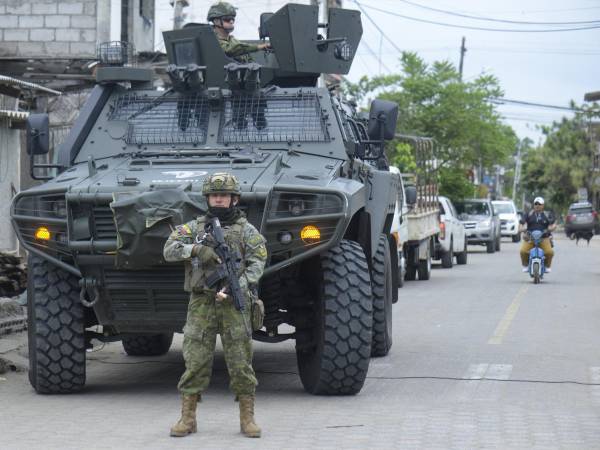 La crisis de violencia se agudiza en Ecuador con asesinatos de varios políticos y funcionarios.