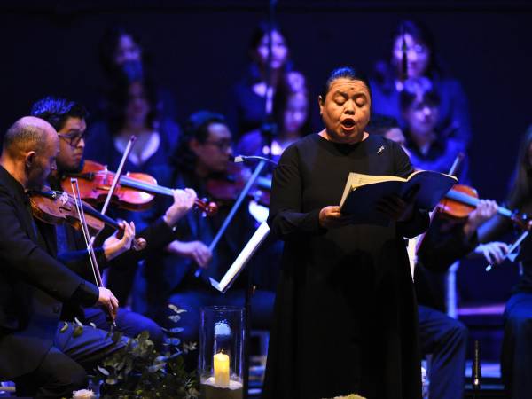 La FIL de SPS deleitó a su público con la compañía del Coro Sinfónico de Honduras, además de contar con la participación de cuatro solistas.