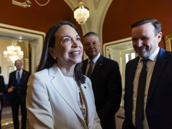 María Corina Machado agregó que le aseguró a Trump que hoy más del 90% de los venezolanos queremos lo mismo, queremos vivir con libertad, con dignidad, con justicia.