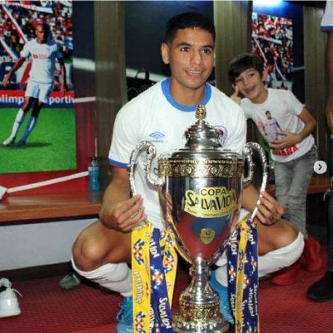 Carlos Pineda, a sus 22 años sumó su primer título con la camiseta del Olimpia.