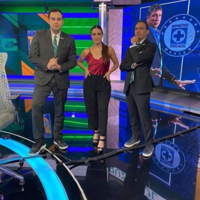 Marín es una de las periodistas deportivas más destacadas de México y forma parte del elenco del programa diario 'Contacto Deportivo'.