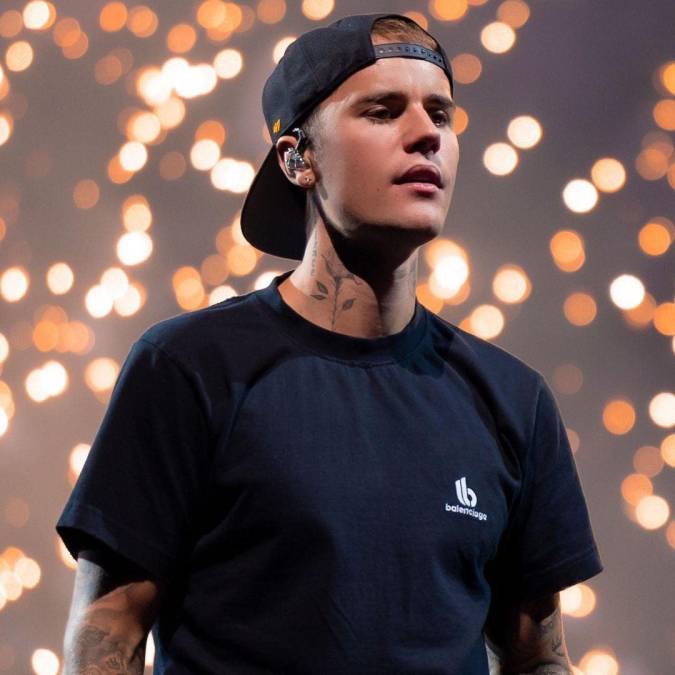 Justin Bieber: En el 2013 la estrella juvenil se quedó sin aire cuando hacía disfrutar a sus fans con sus canciones.