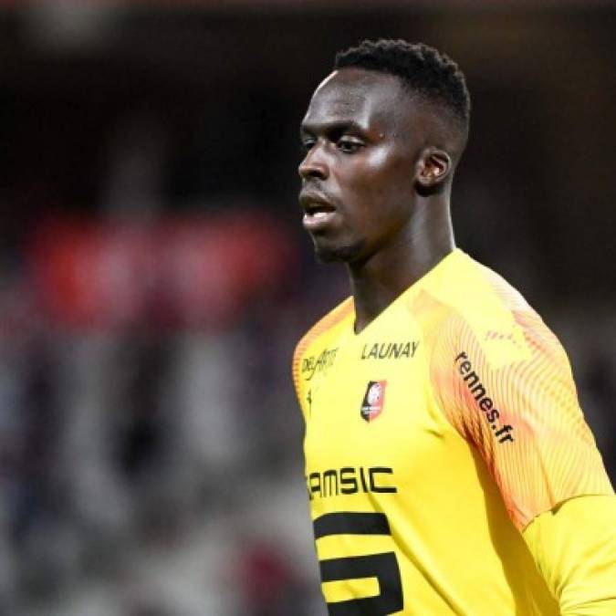 El Chelsea tiene intención de cerrar esta misma semana un portero para que compita por el puesto con Kepa Arrizabalaga. El que más cerca está de recalar en el conjunto Blue es el arquero francés del Rennes, Edouard Mendy.