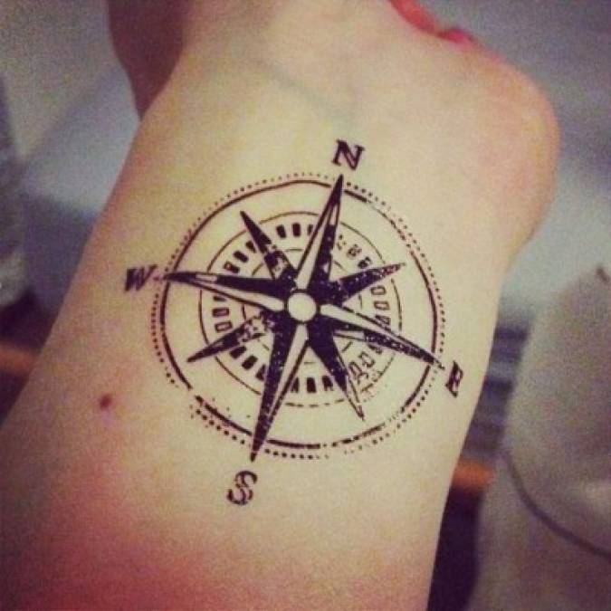 Los tatuajes son una moda que cada vez tiene más fans en el mundo. Puedes encontrar gente que le guste llevar desde algo muy pequeño.