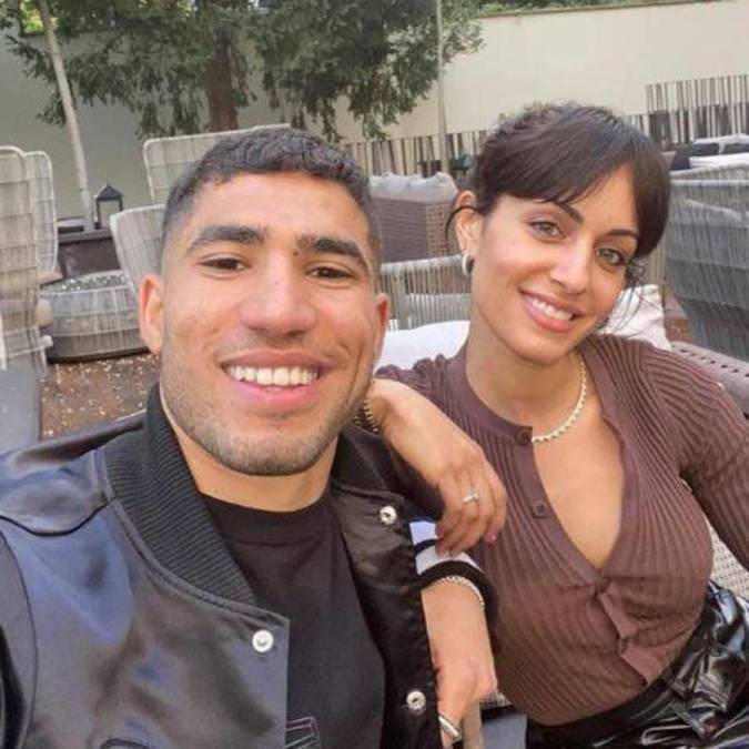 Tras confirmar su ruptura con Achraf Hakimi luego de que el jugador marroquí fuera acusado de presuntamente violar a una joven en su casa en París, un nuevo elemento en la separación ha sorprendido a Hiba Abouk.