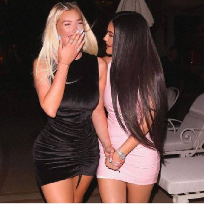 Kylie también le ha dedicado un emotivo mensaje en sus redes sociales que demuestra lo mucho que ella valora su relación.<br/>