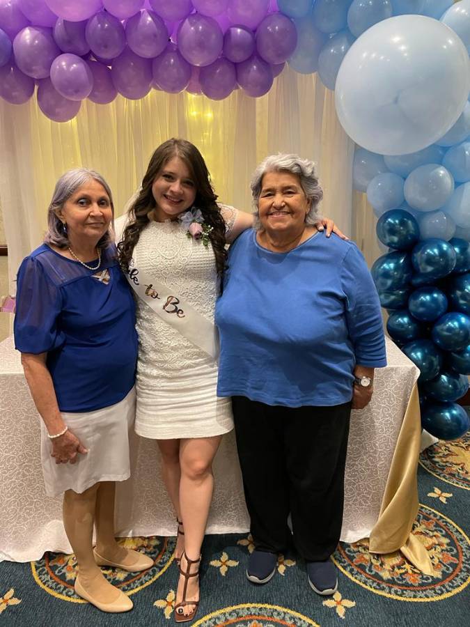 Tarde de café en honor a Candy por su despedida de soltería