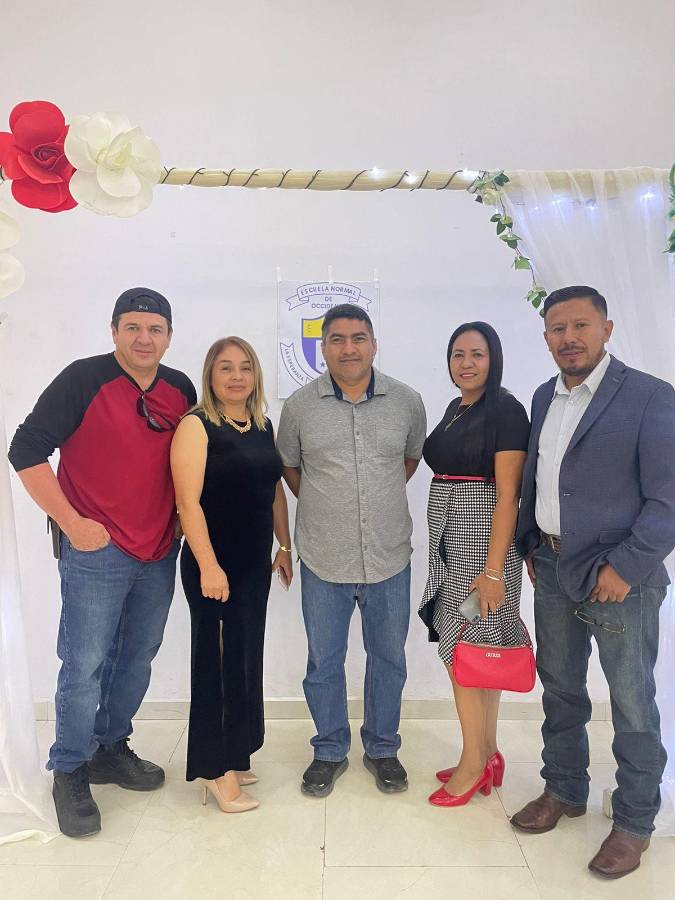 Nery Ménendez, Eva Vásquez,Felipe Ramos, Enedina López y Carlos Sánchez