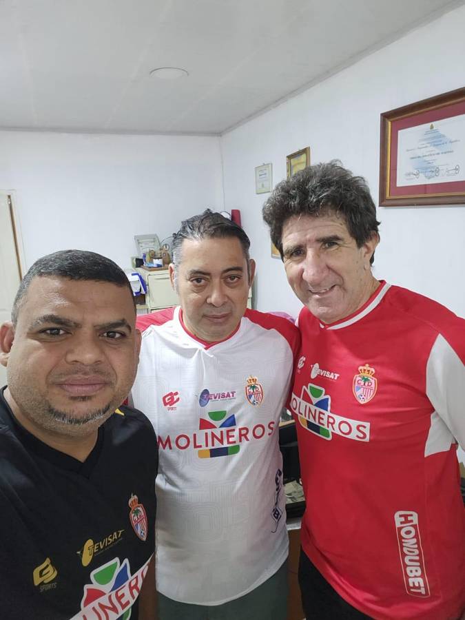 Héctor Vargas se convierte en nuevo entrenador de la Real Sociedad.