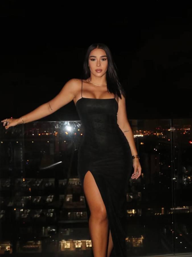 Jugador costarricense es descubierto siéndole infiel a su esposa