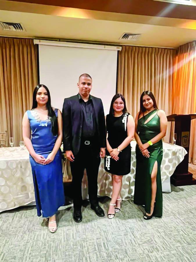 Toma de posesión en la Cámara Junior Internacional