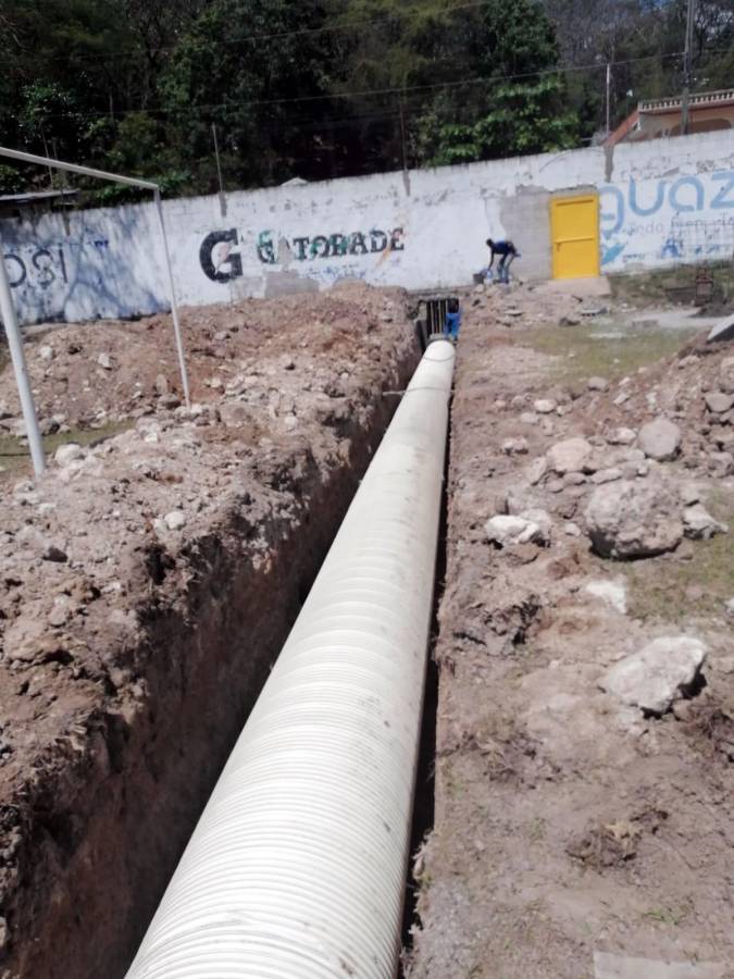 Fenafuth: no construyó drenaje en estadio Aurora de Colinas y descarta corrupción