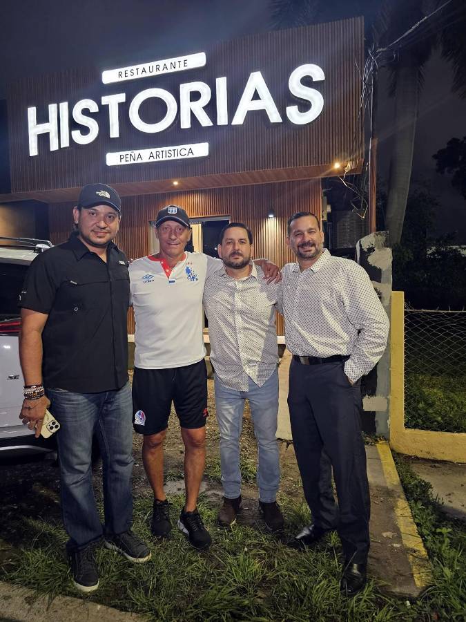 Pedro Troglio en la inauguración del restaurante “Historias”.