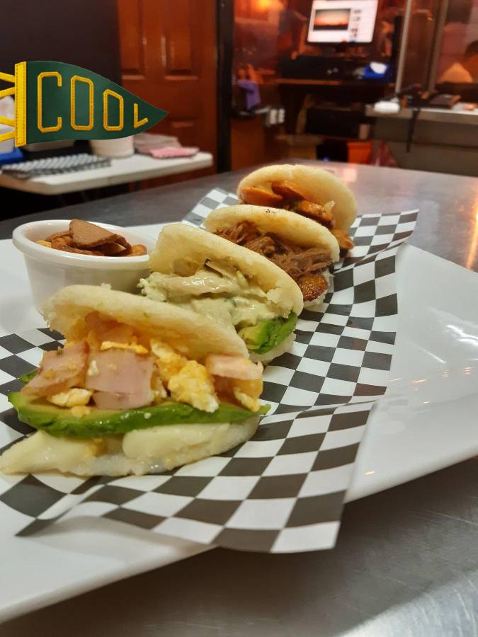 Las deliciosas arepas están en Arepísima, en la plaza Jardines, de la colonia Jardines del Valle.