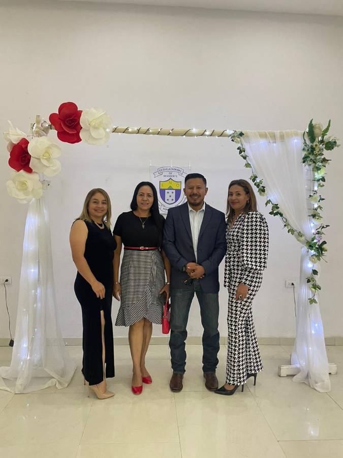 Eva Vásquez, Enedina López, Carlos Ramos y Karen Alvarado