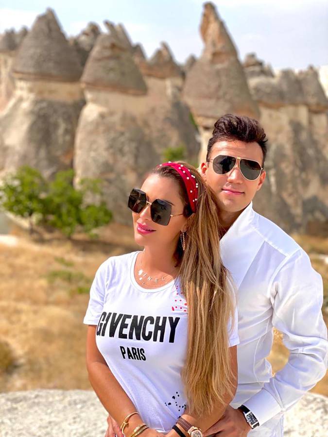 Ninel Conde y Larry Ramos en una foto de archivo.