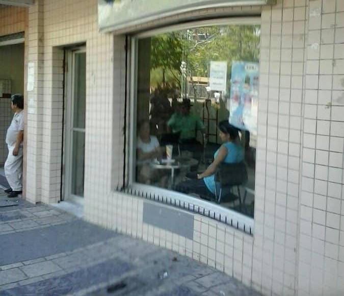 Gracias a su éxito y a la preferencia de los clientes, la heladería abrió varias sucursales en San Pedro Sula, una de ellas estuvo ubicada en la avenida peatonal del centro, cerca de Pasaje Valle. 