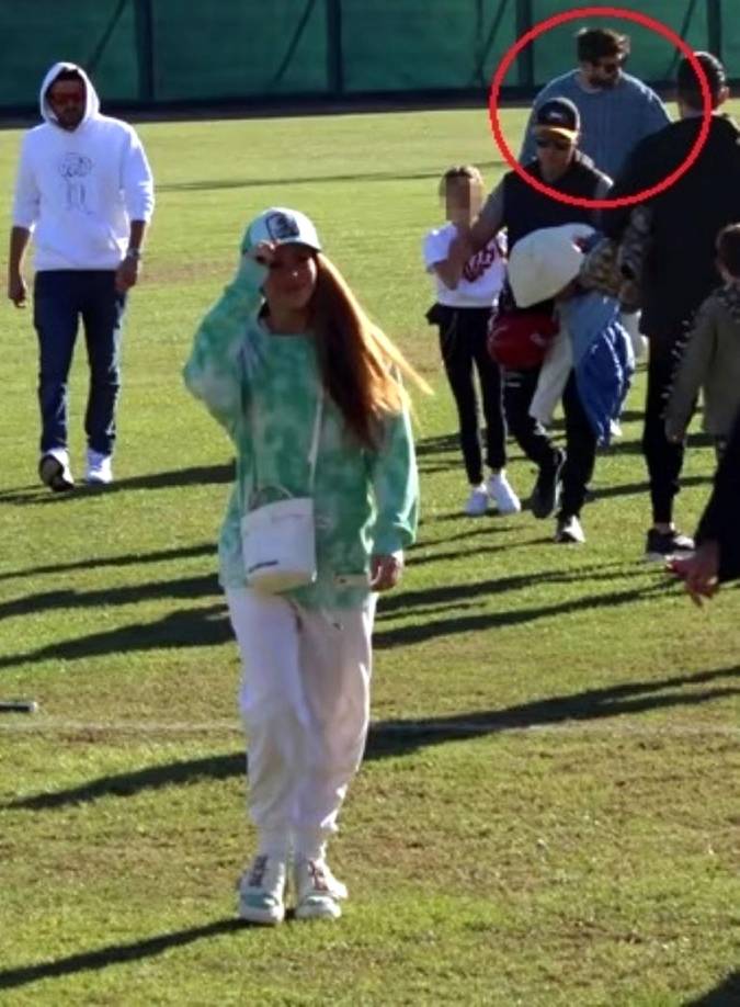 La expareja se volvió a ver las caras después de su mediática ruptura. Ambos estuvieron a escasos metros de distancia en el Club Béisbol Barcelona.