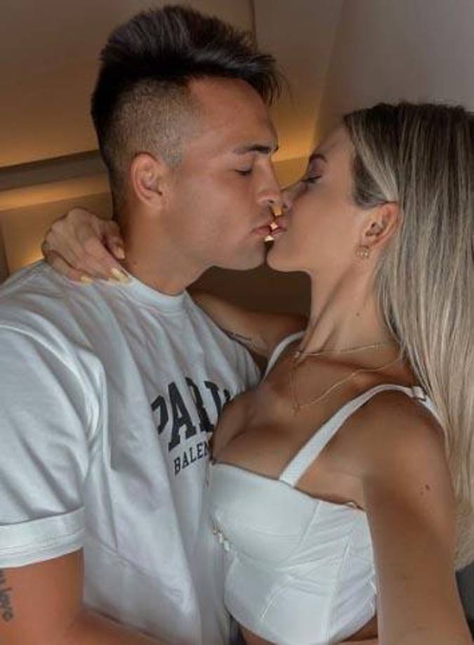 La chica de Lautaro cuenta con más de 982 mil seguidores en su red social favorita, donde suele mostrarse en bikini, realizando ejercicios, y junto a su familia.